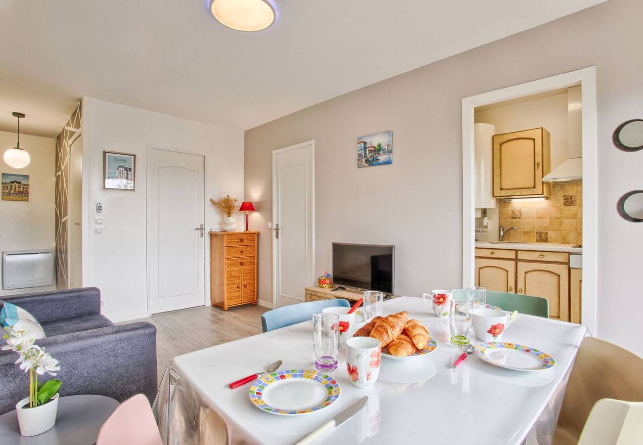 Appartement à Cabourg - CLE-C-CASTEL 1